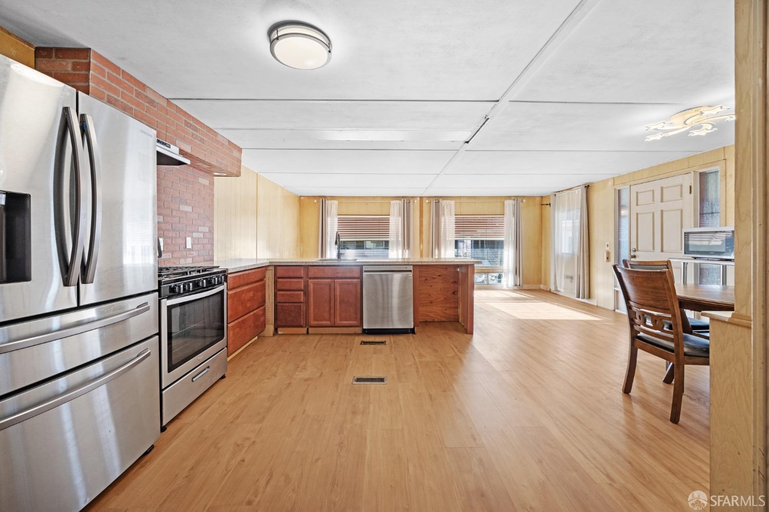 16401 San Pablo Avenue Unit: 275