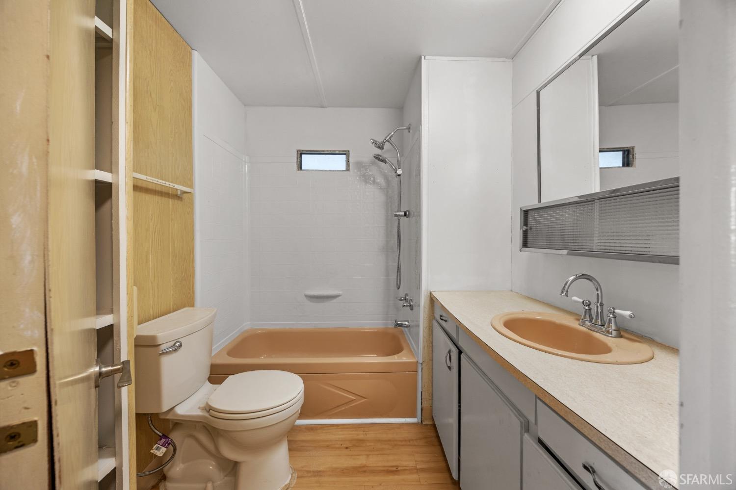 16401 San Pablo Avenue Unit: 275