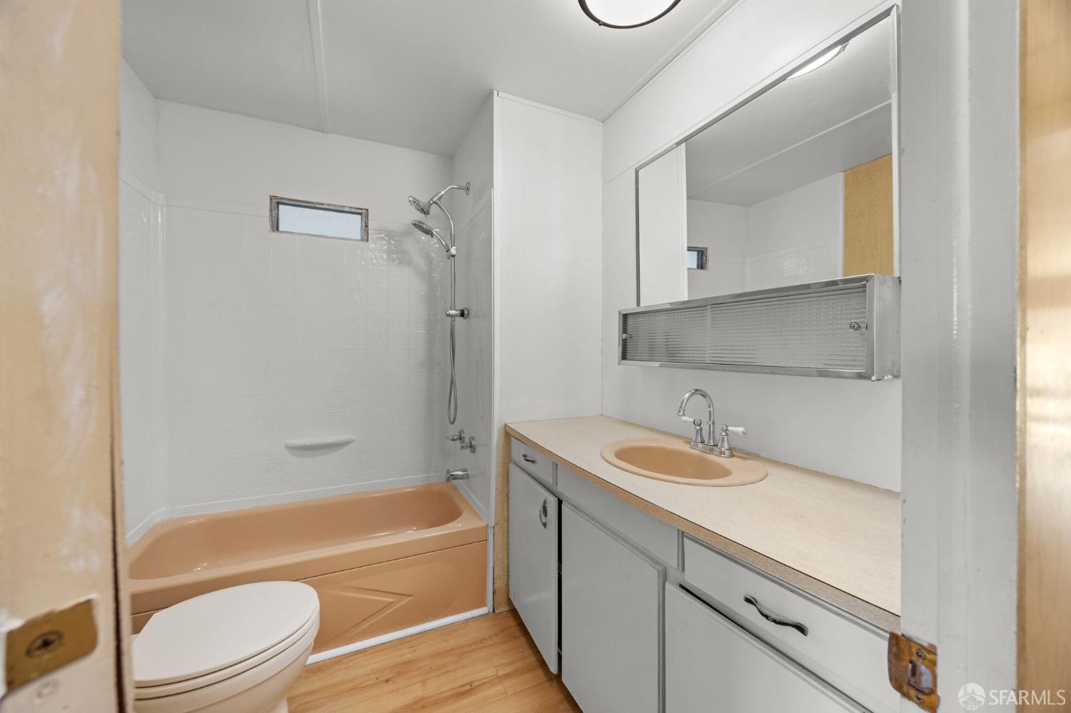 16401 San Pablo Avenue Unit: 275