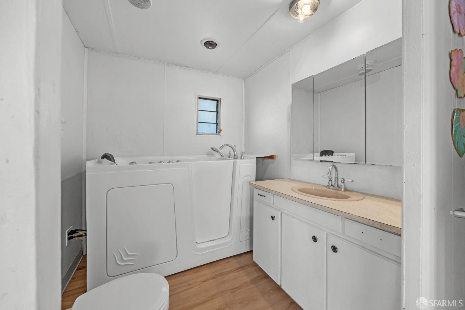 16401 San Pablo Avenue Unit: 275