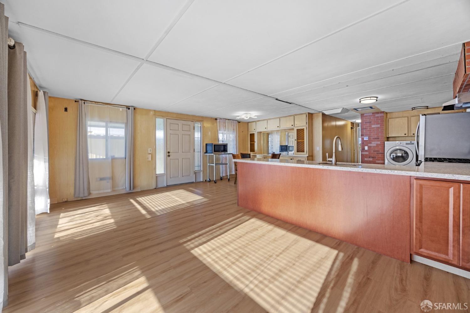 16401 San Pablo Avenue Unit: 275