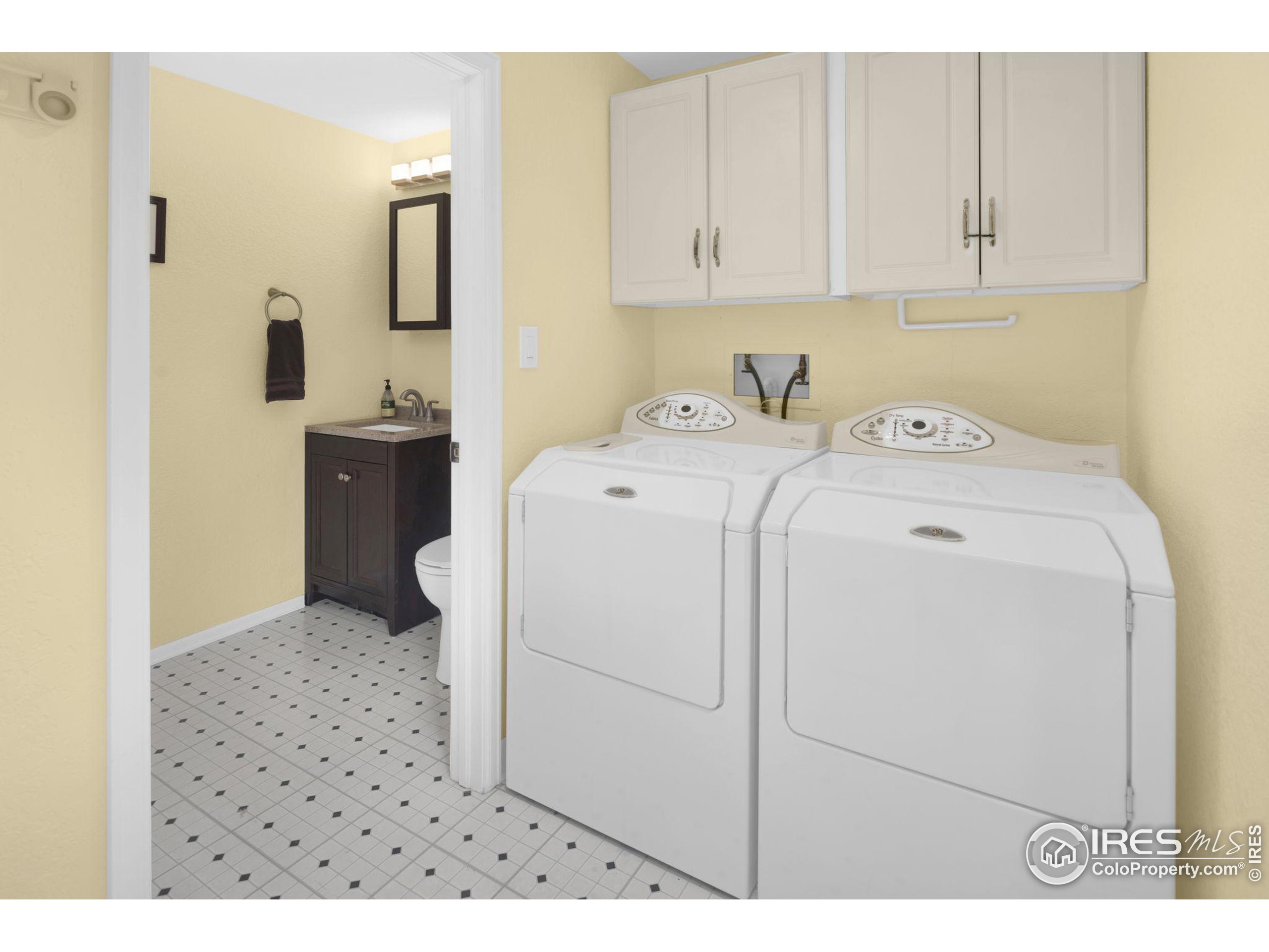 4634 Burgundy Ln Unit: 3