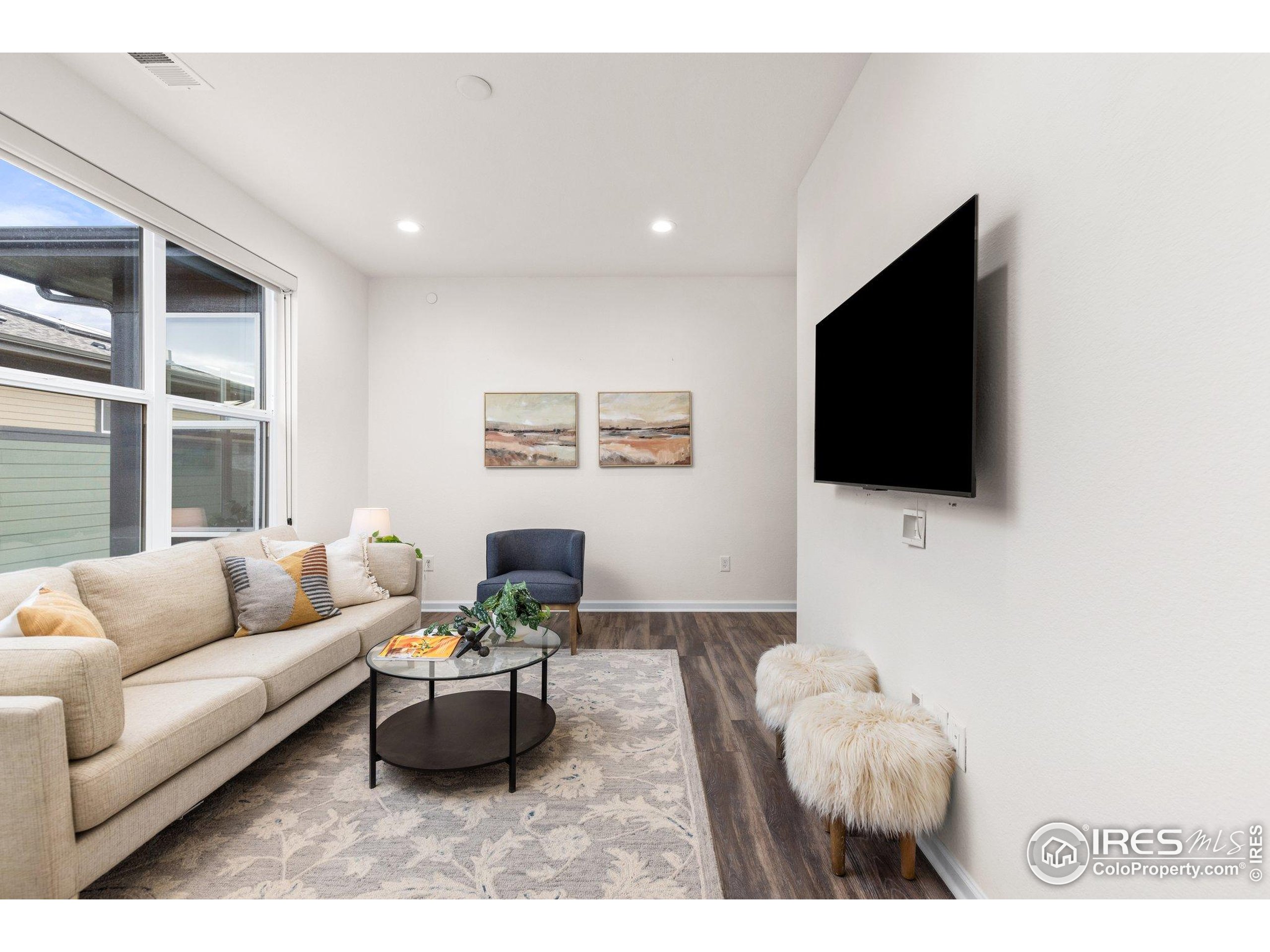 735 Discovery Pkwy