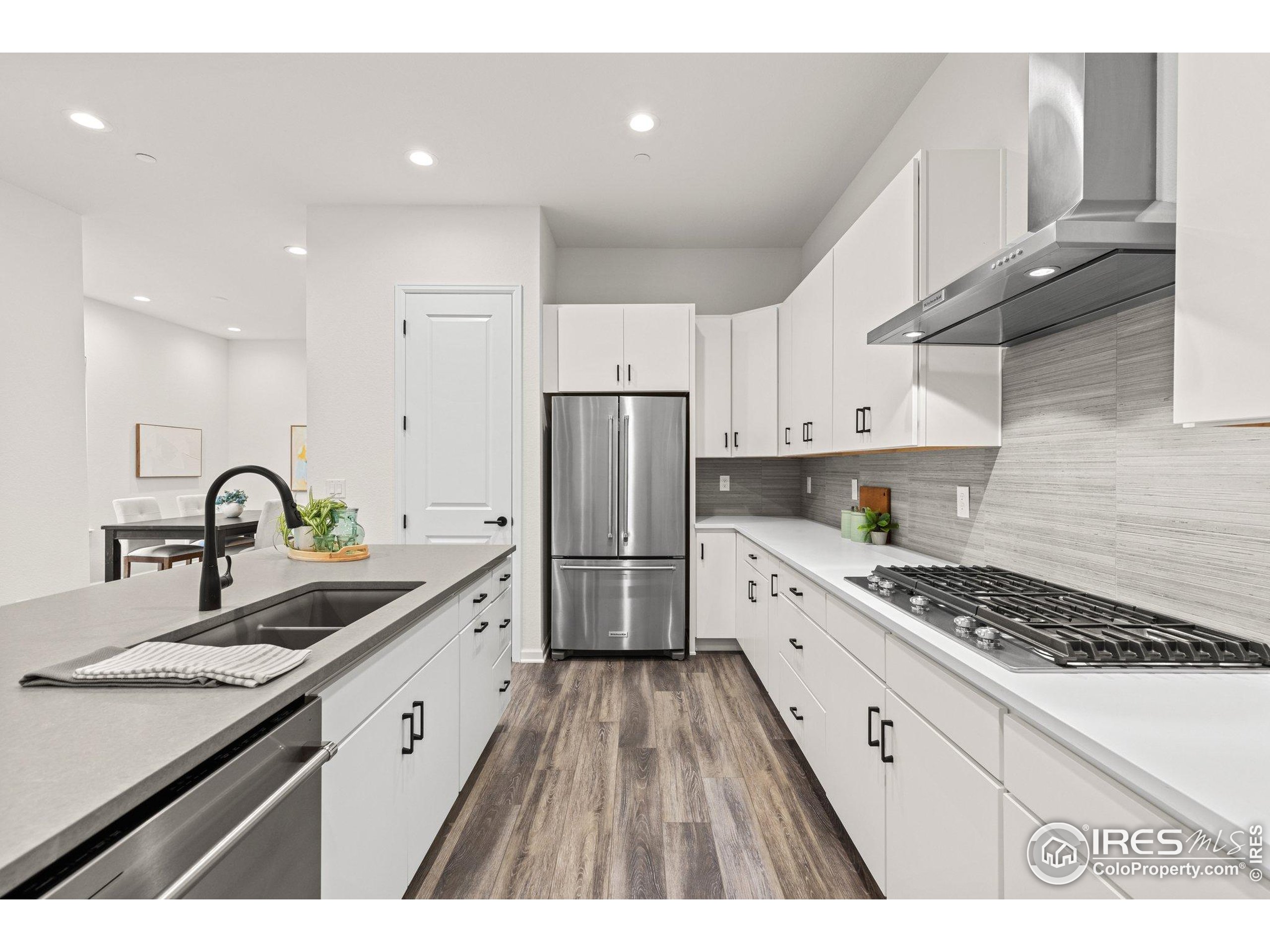 735 Discovery Pkwy
