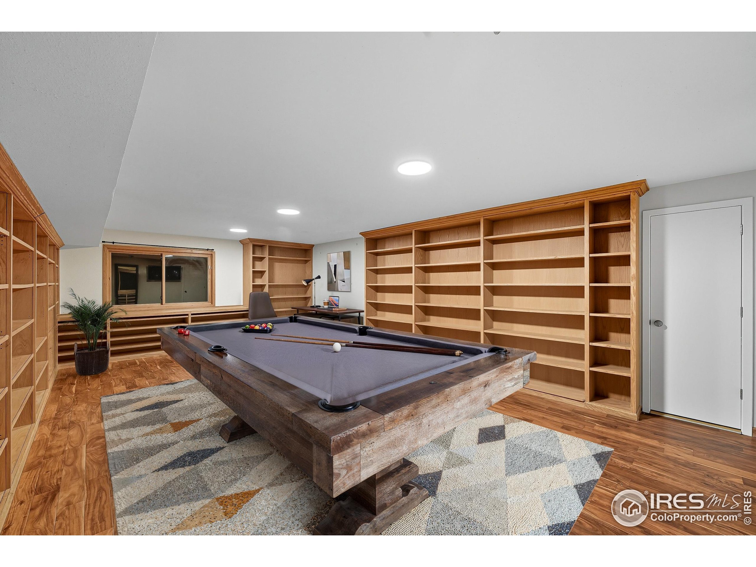 71 Ridge Dr