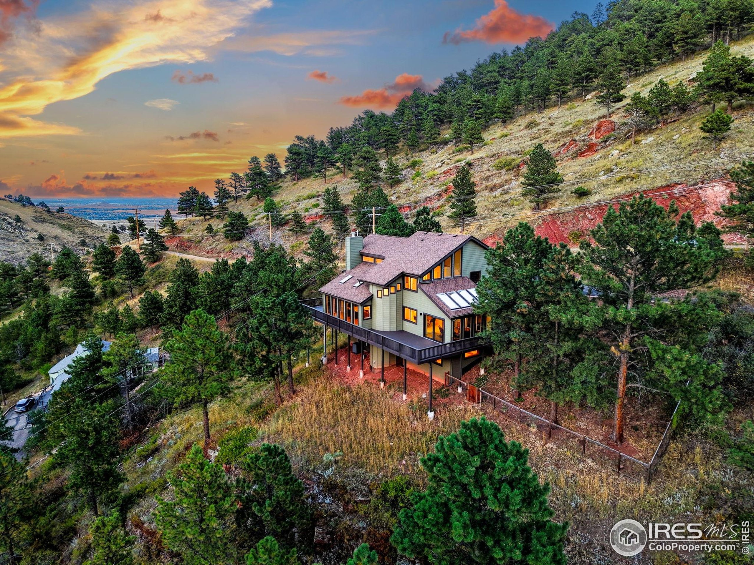 71 Ridge Dr Boulder