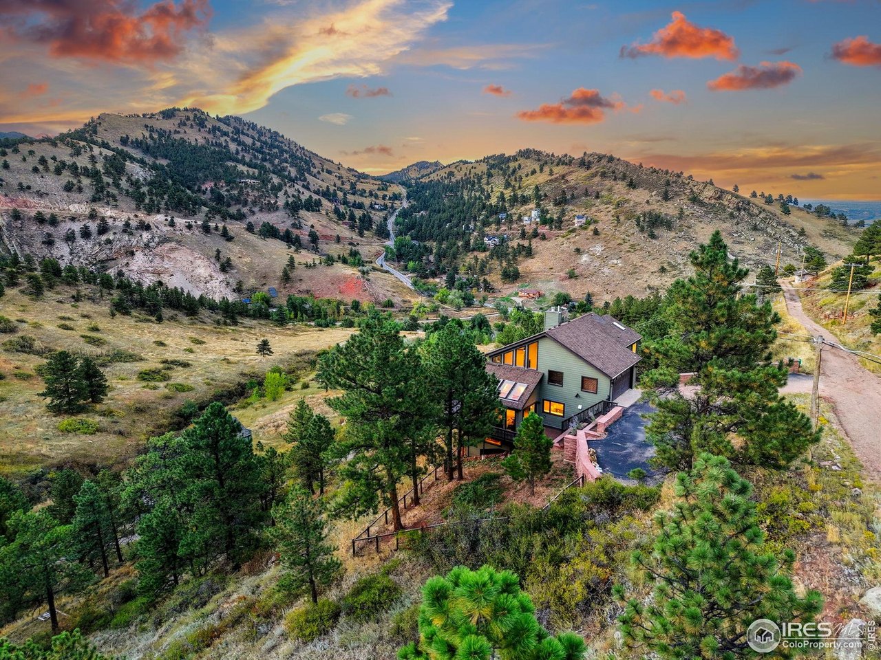 71 Ridge Dr Boulder