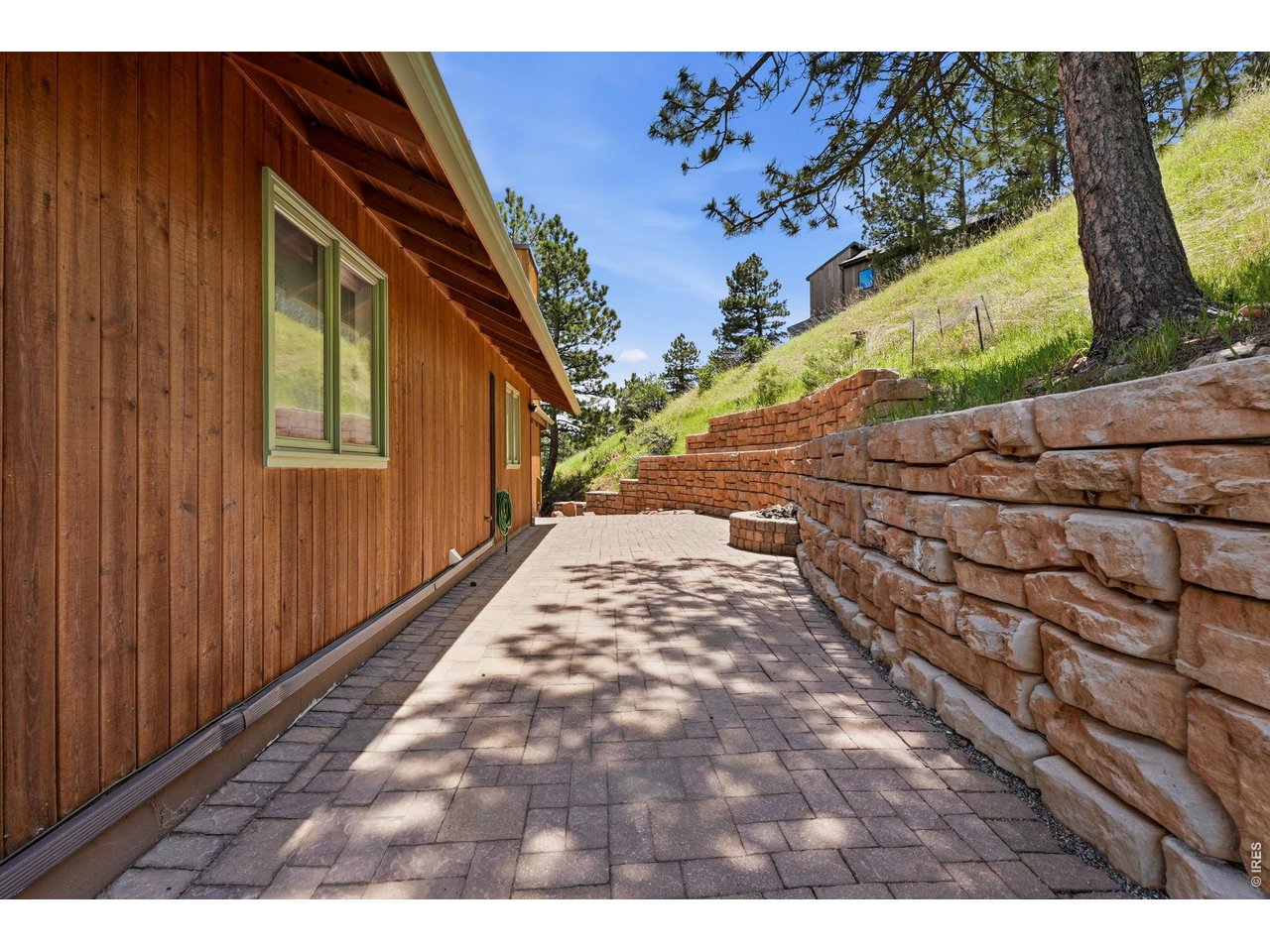 607 N Cedar Brook Rd