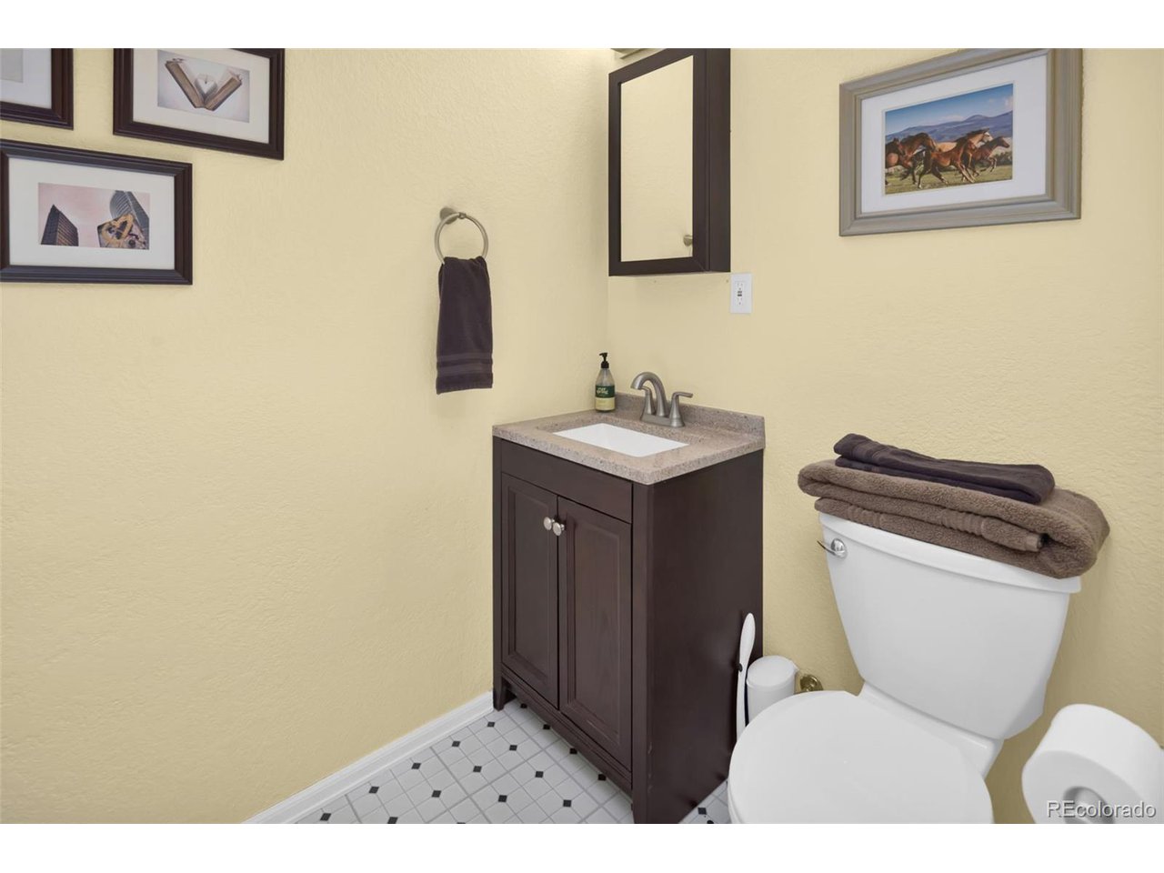 4634 Burgundy Ln Unit: 3