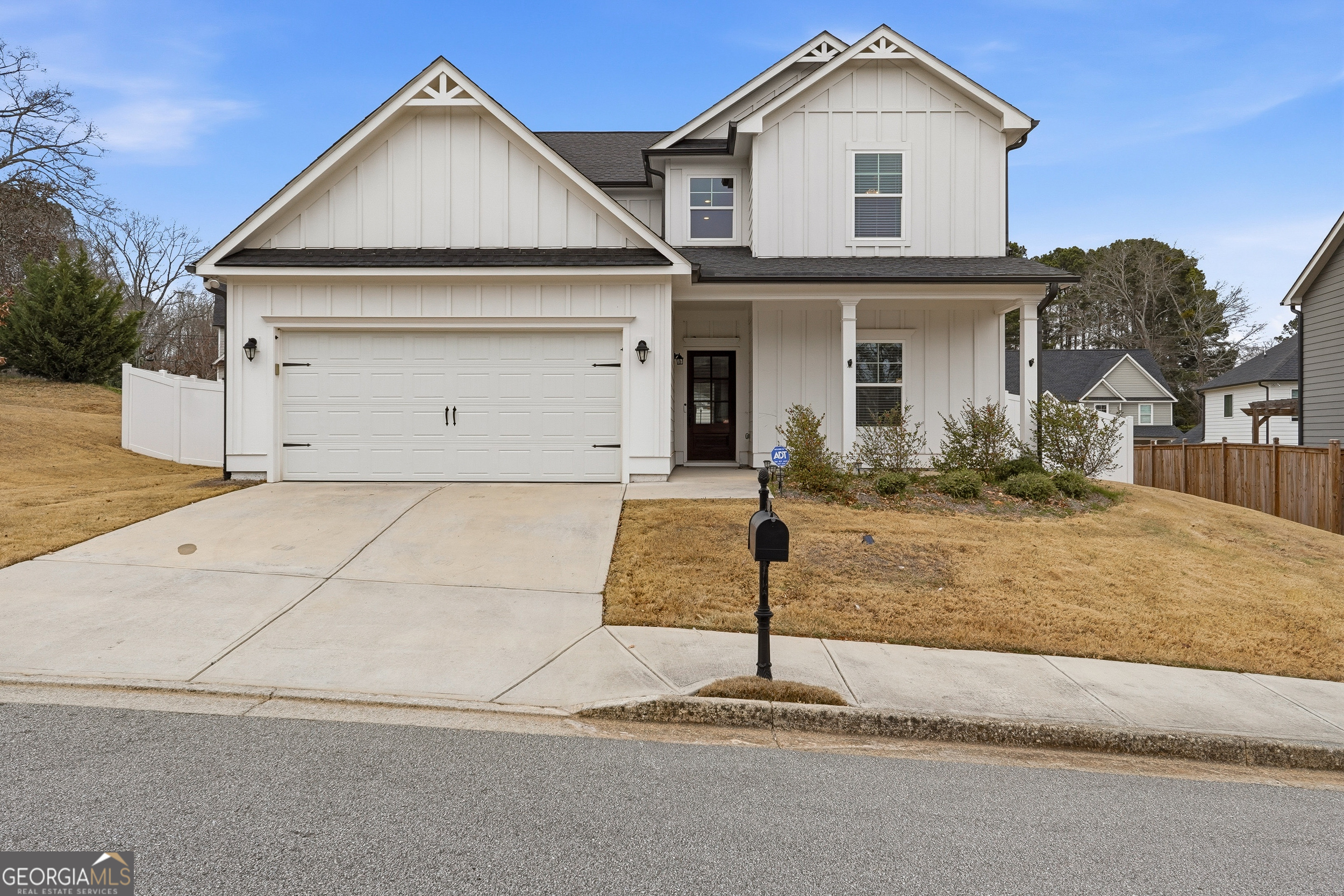 128 Russell Way
