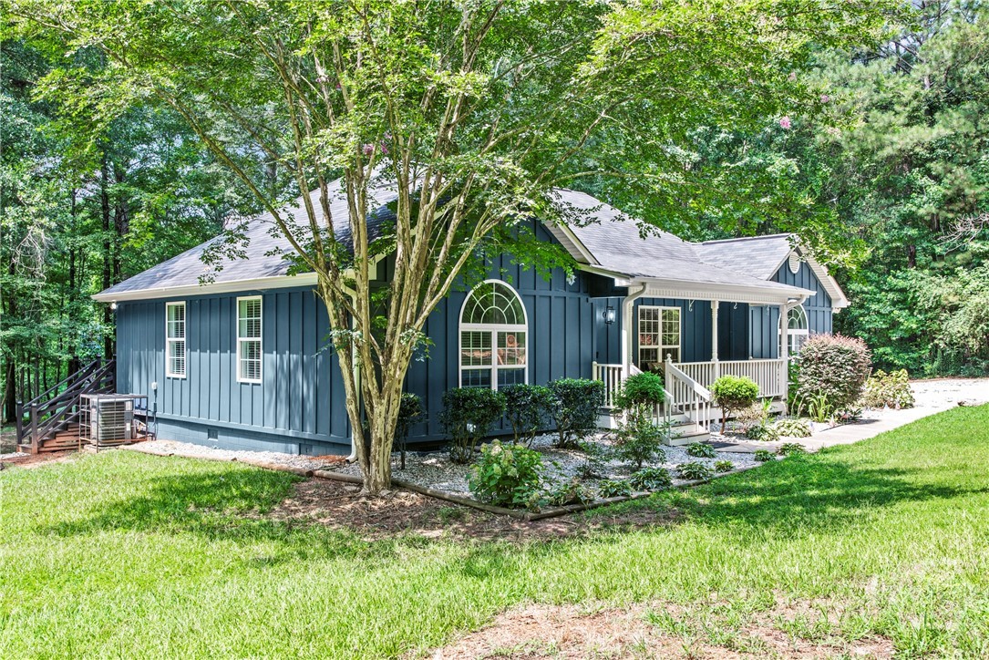 112 Barnes Circle