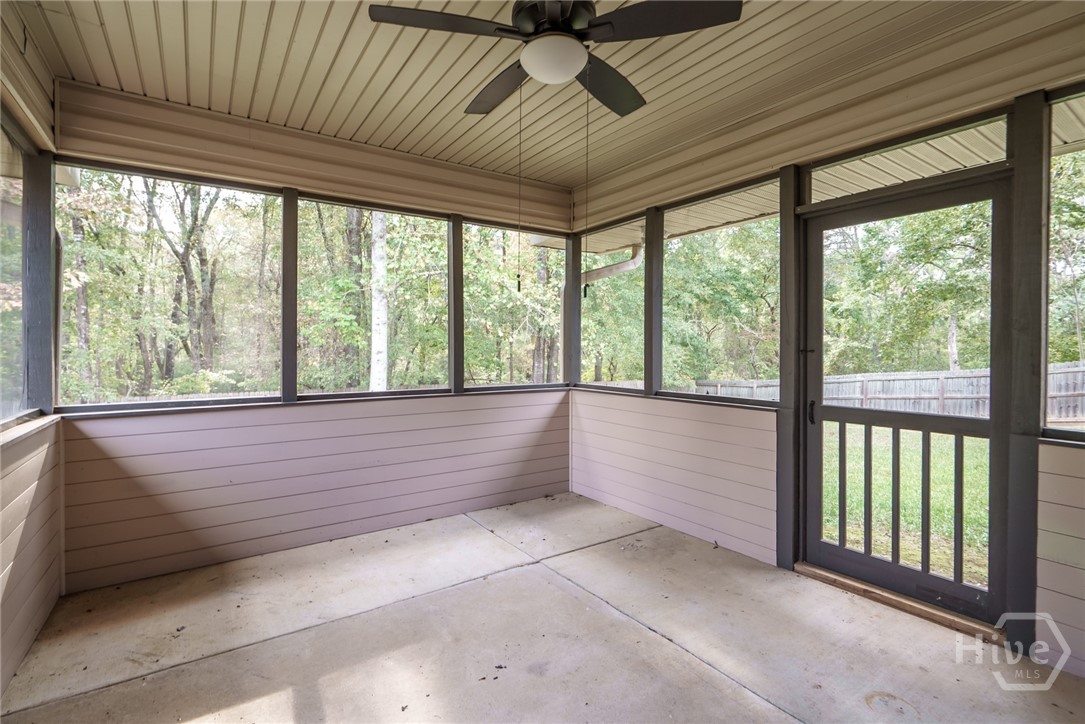 1617 Deer Creek Lane