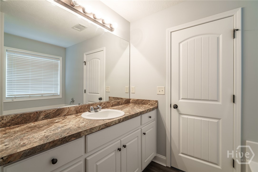 1617 Deer Creek Lane