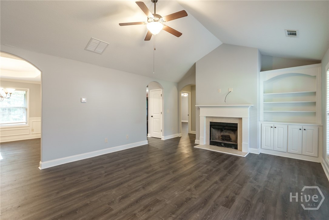 1617 Deer Creek Lane