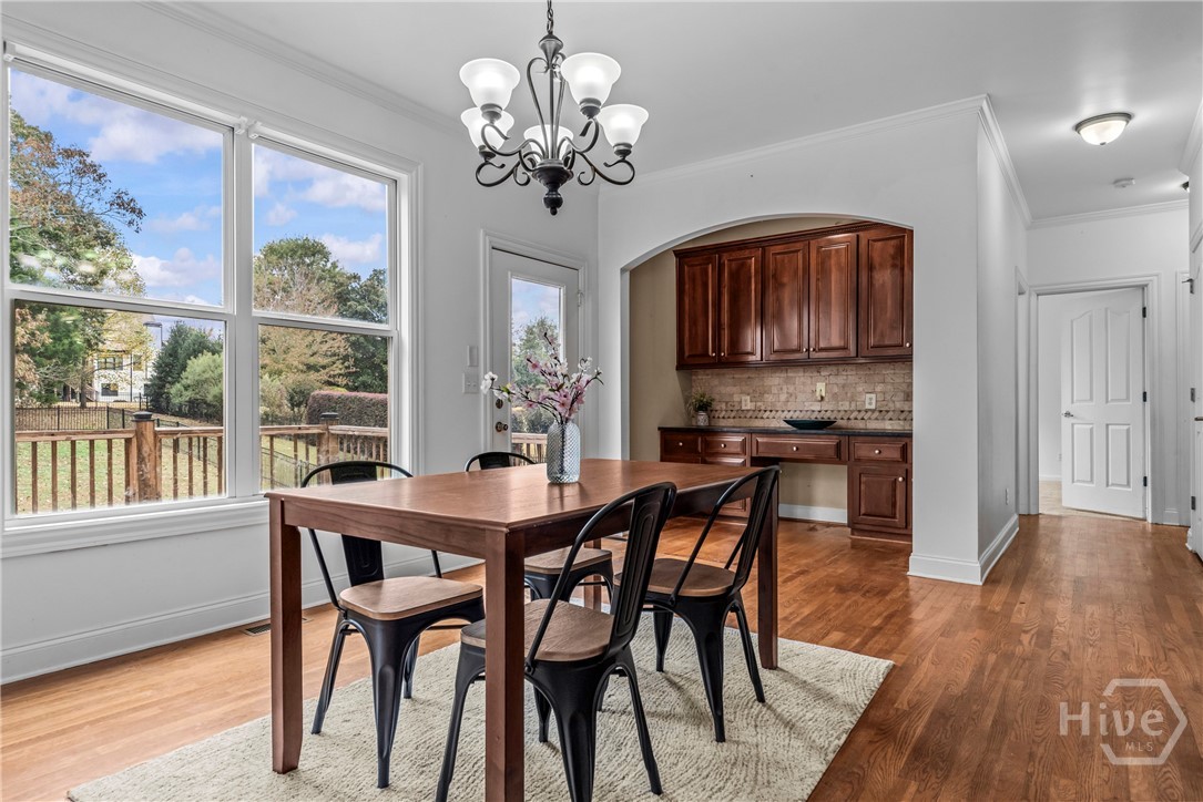463 Delaperriere Loop