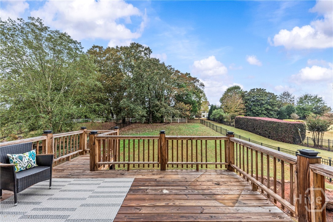 463 Delaperriere Loop