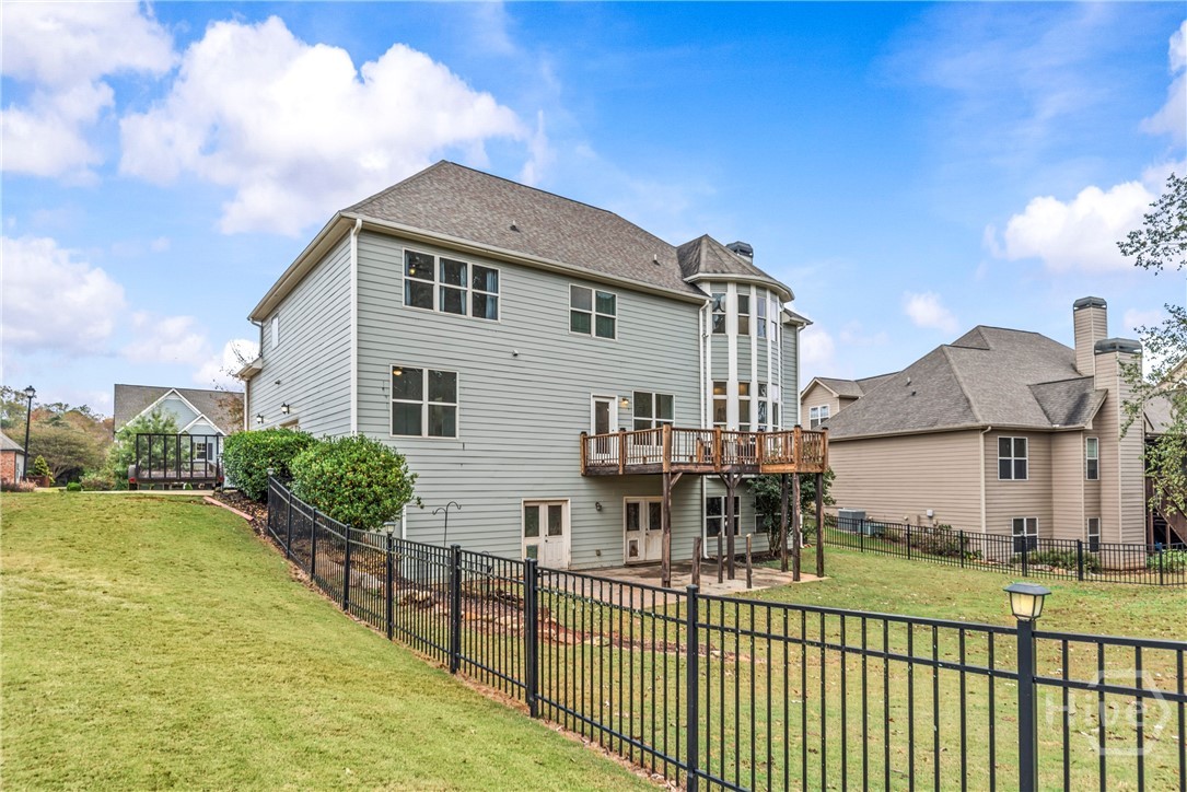 463 Delaperriere Loop