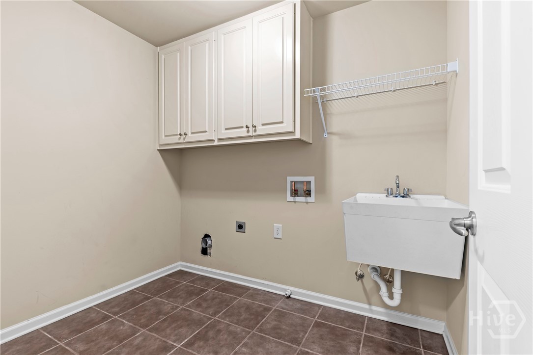 463 Delaperriere Loop