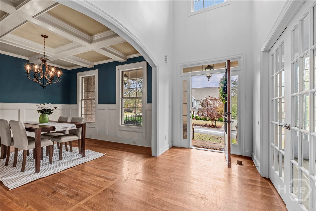 463 Delaperriere Loop
