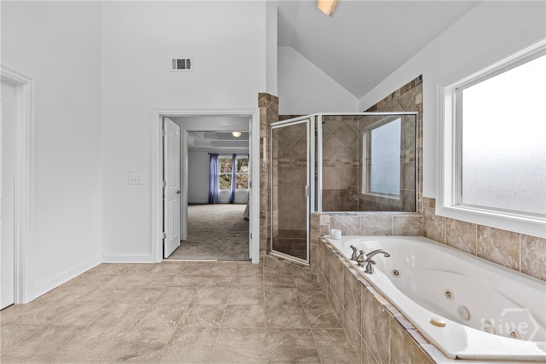 463 Delaperriere Loop