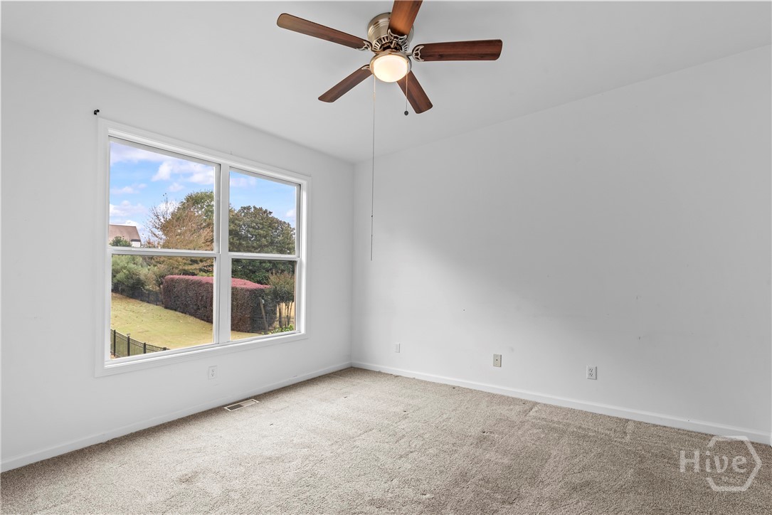 463 Delaperriere Loop