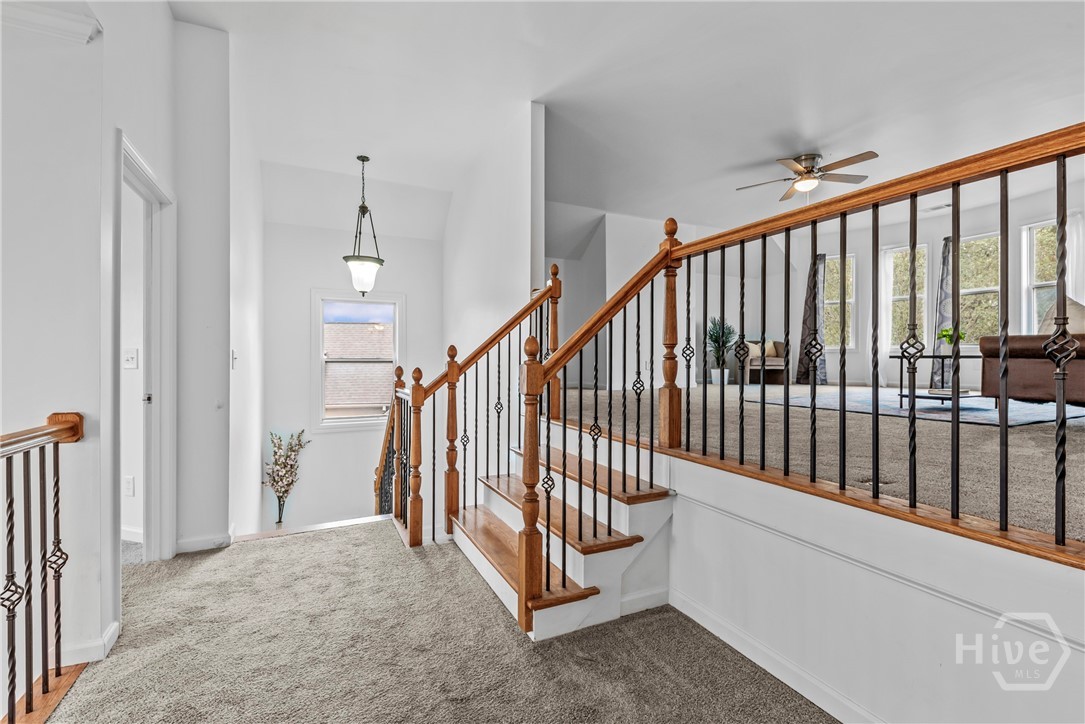 463 Delaperriere Loop