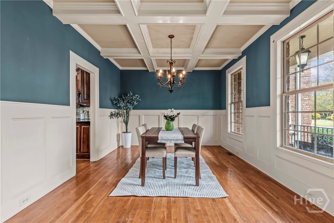 463 Delaperriere Loop