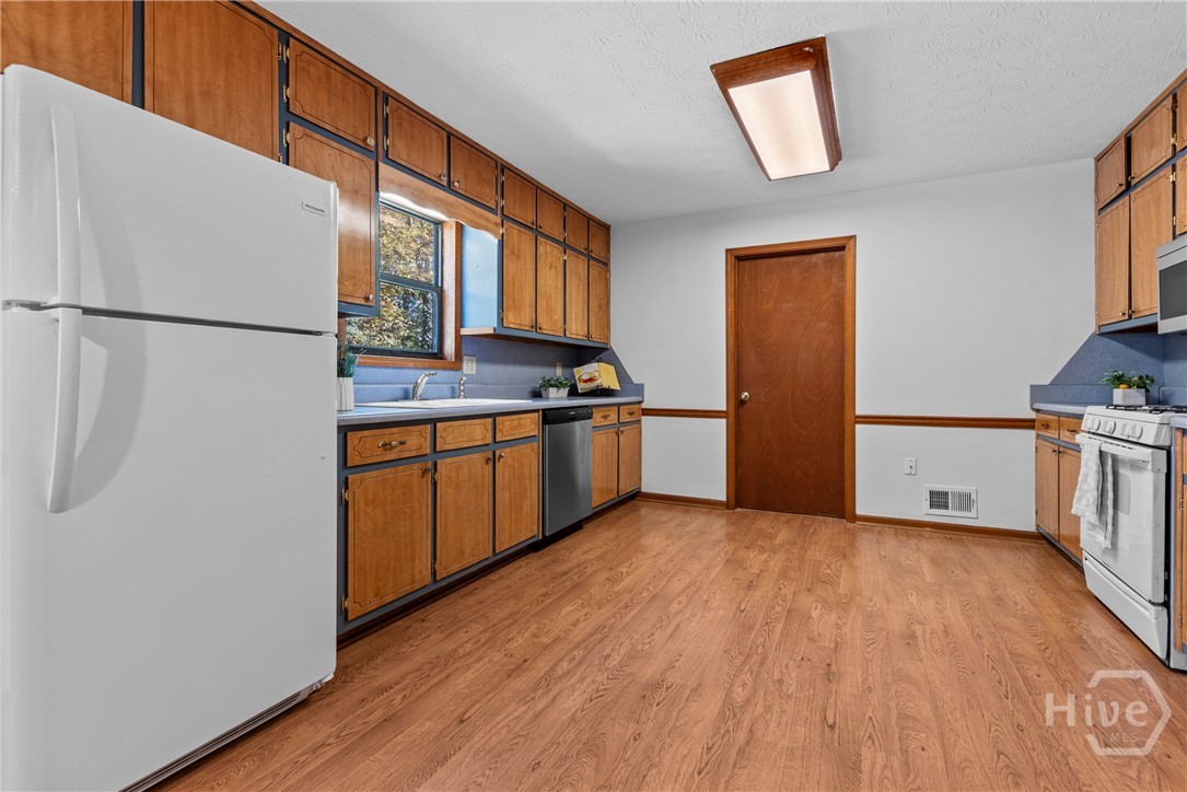 1130 Fieldgate Road