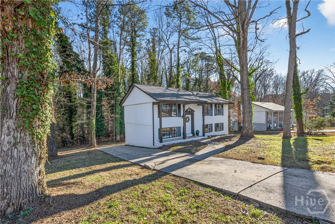140 Merlin Drive