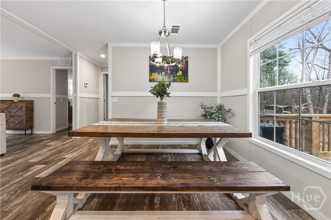 11 White Oak Trail