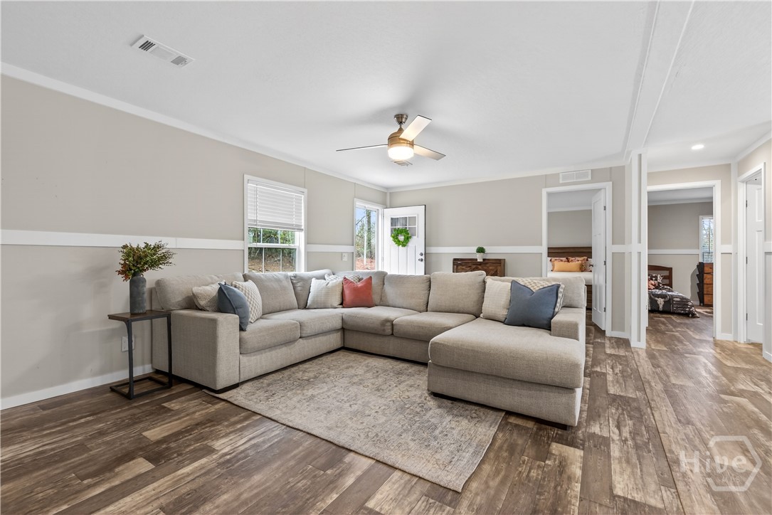 11 White Oak Trail