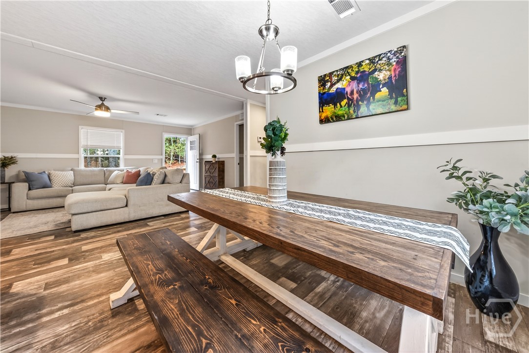 11 White Oak Trail
