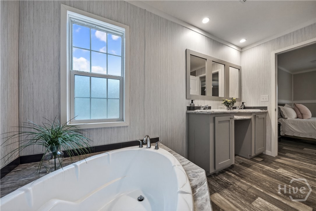 11 White Oak Trail