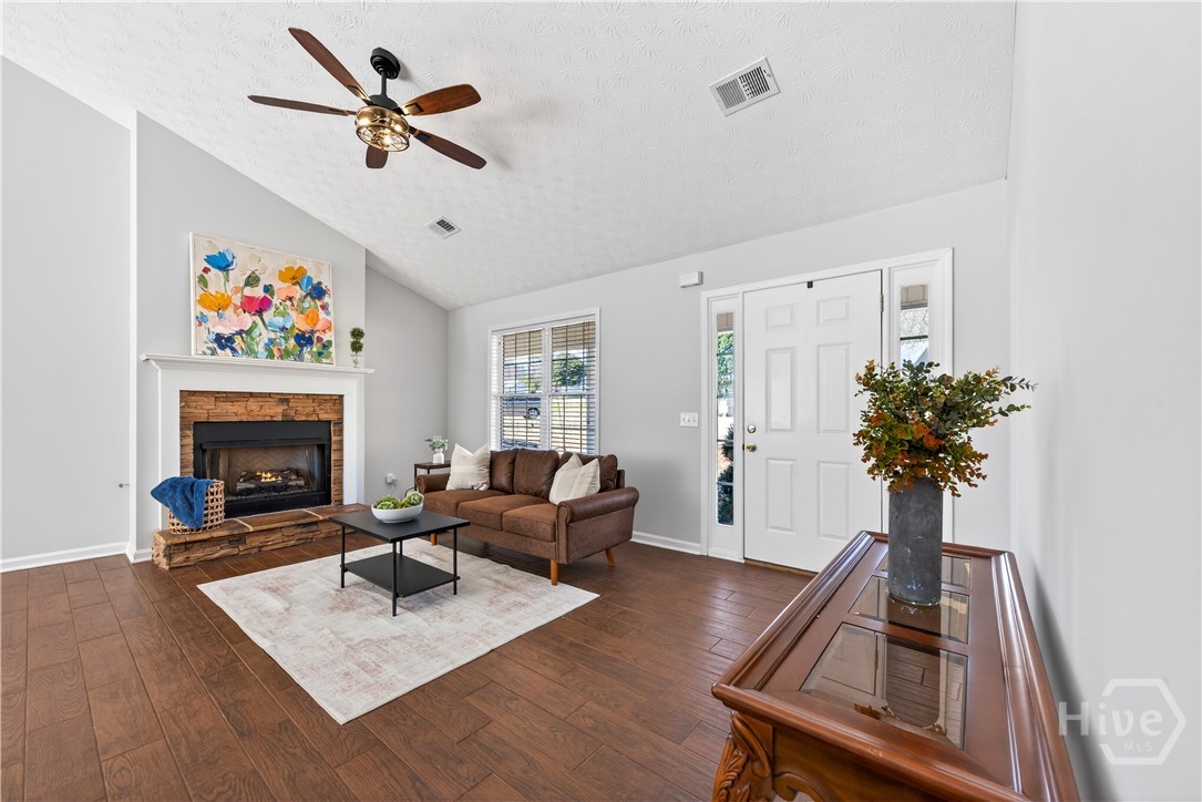 465 Cade Court