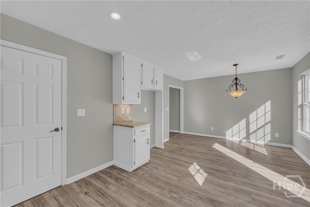 154 Williamsburg way
