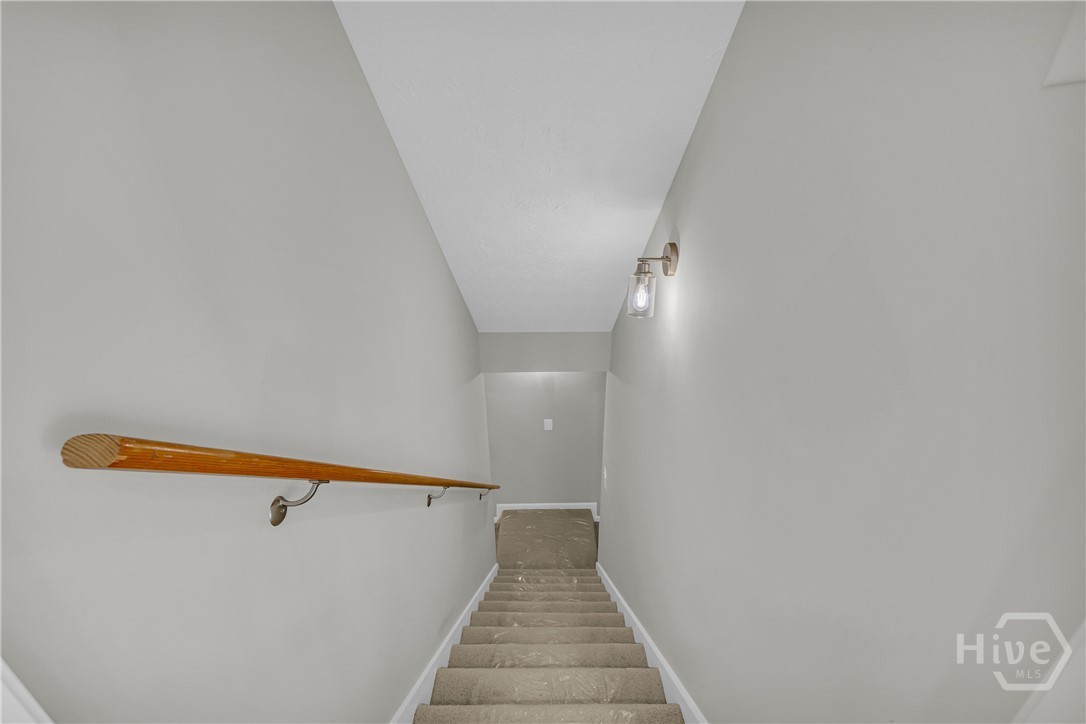 154 Williamsburg way