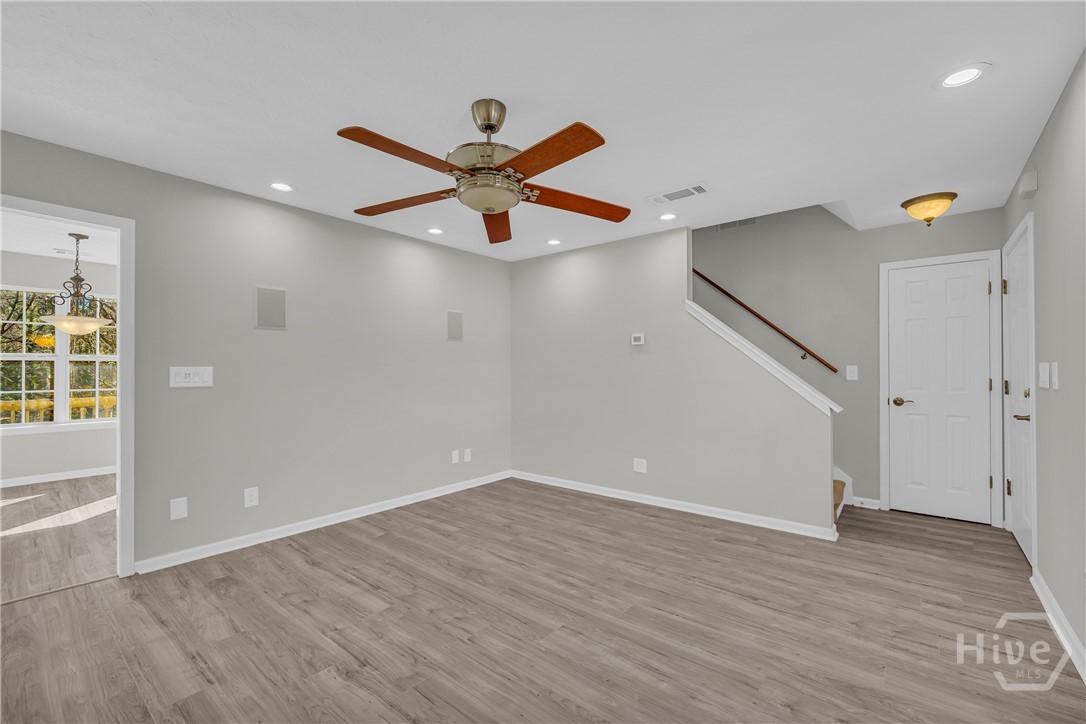 154 Williamsburg way