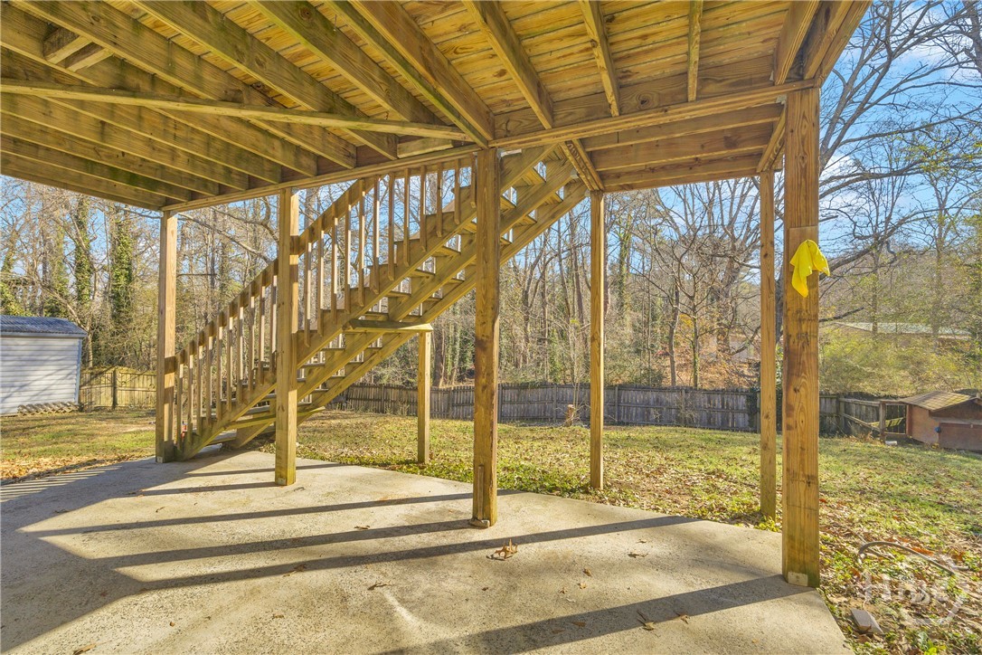 154 Williamsburg way