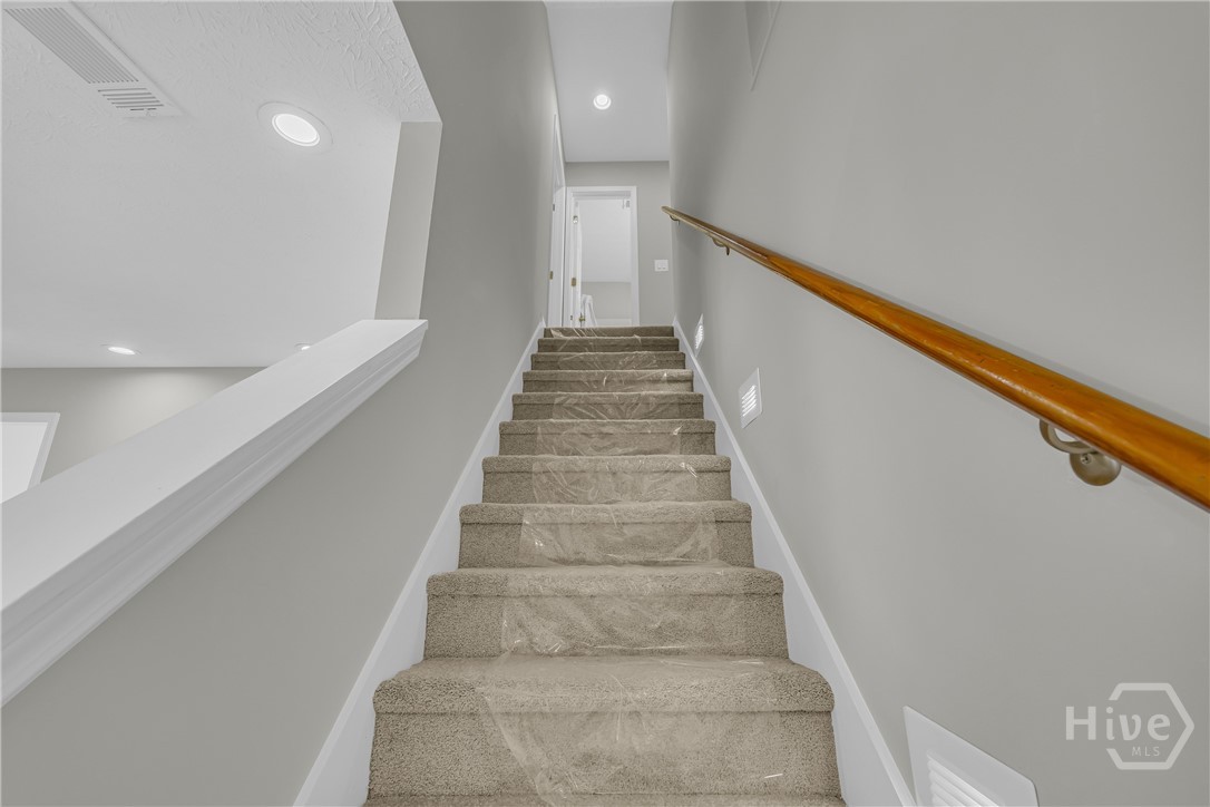 154 Williamsburg way