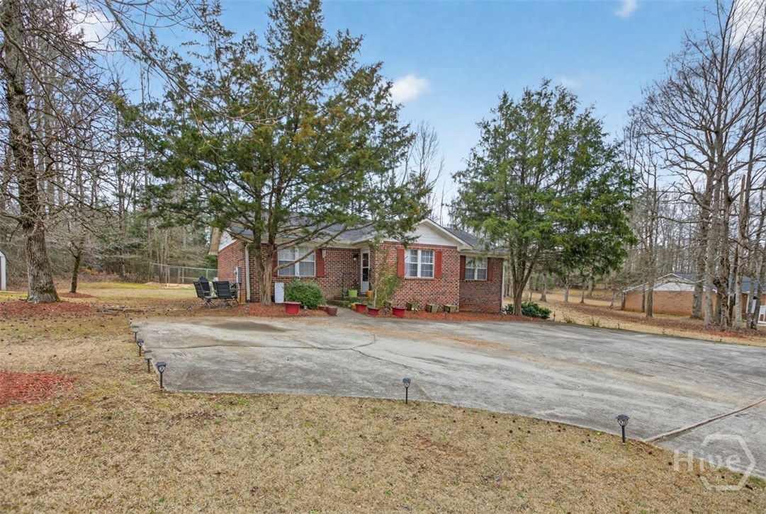 205 Big Oak Circle