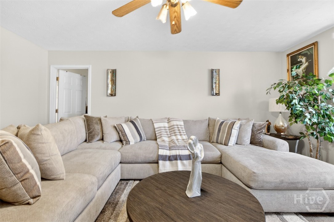 205 Big Oak Circle