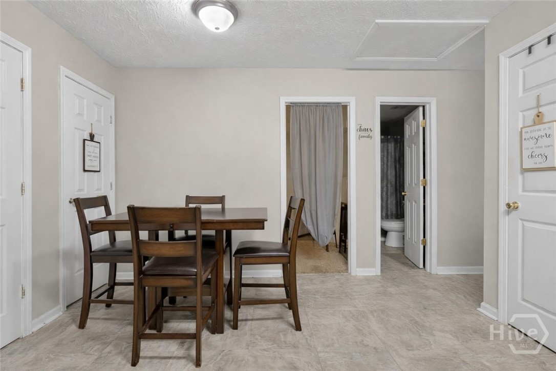 355 Big Oak Circle