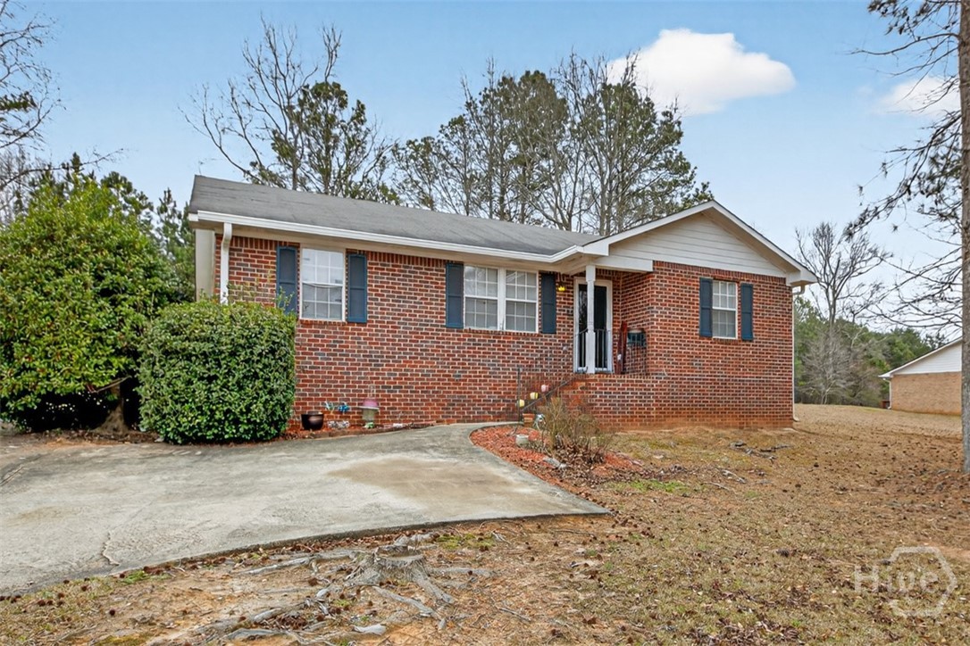 355 Big Oak Circle