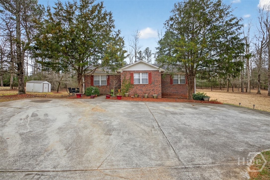 385 Big Oak Circle