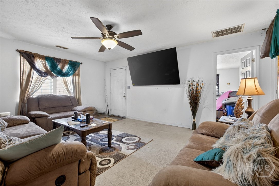385 Big Oak Circle