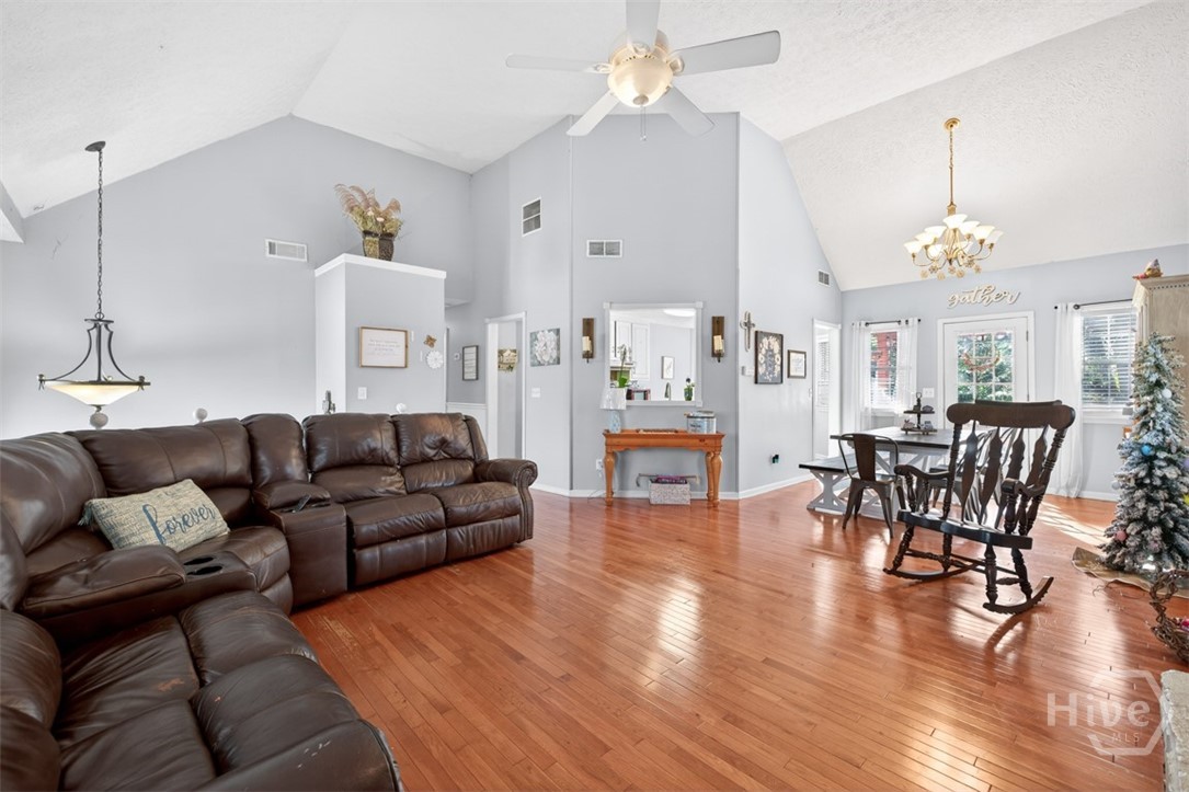 522 Harris Dr
