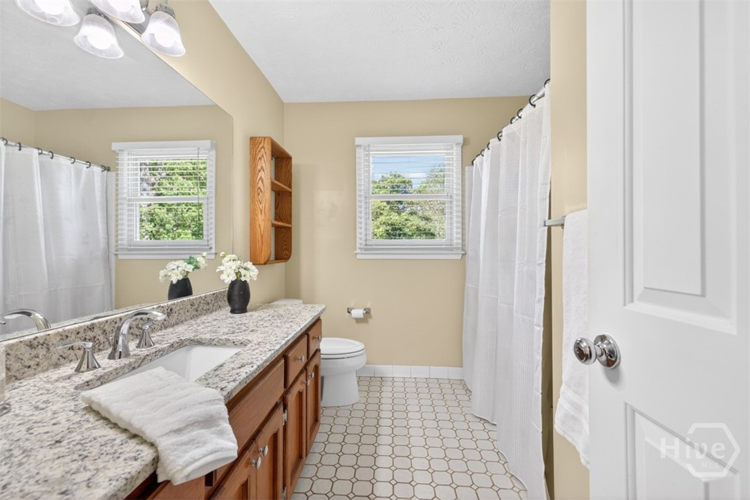 1545 Summer Hollow Trail