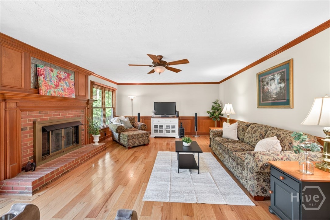 1545 Summer Hollow Trail