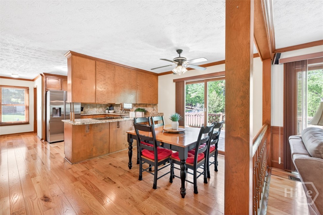 1545 Summer Hollow Trail