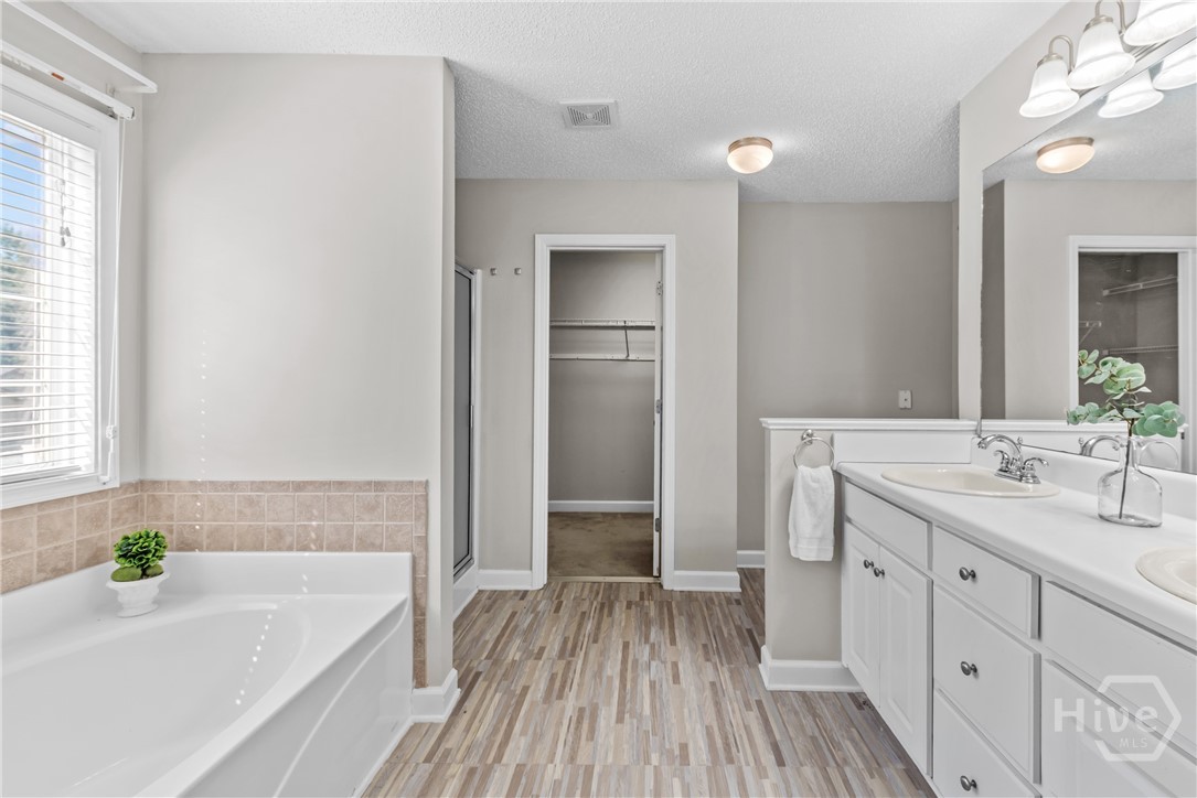 180 Laurel Oaks Lane